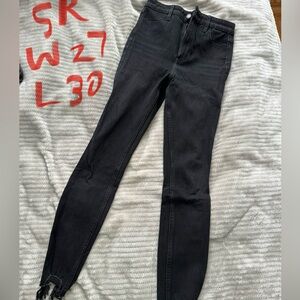 Black hollister skinny jeans